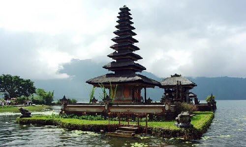 If you never been to Bali, then you must visit it. You will find many excellent natural things such as mountain tops, dense forests, rugged coastline, sandy beaches and many more attractions.