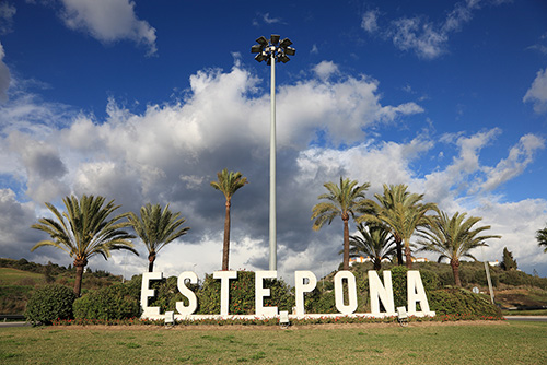 Luxury holiday apartments for rent in estepona spain