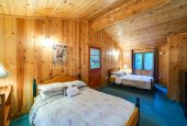 Mt. Baker Lodging Cabin #10SL - Real Log Cabin - WIFI - SLEEPS-8